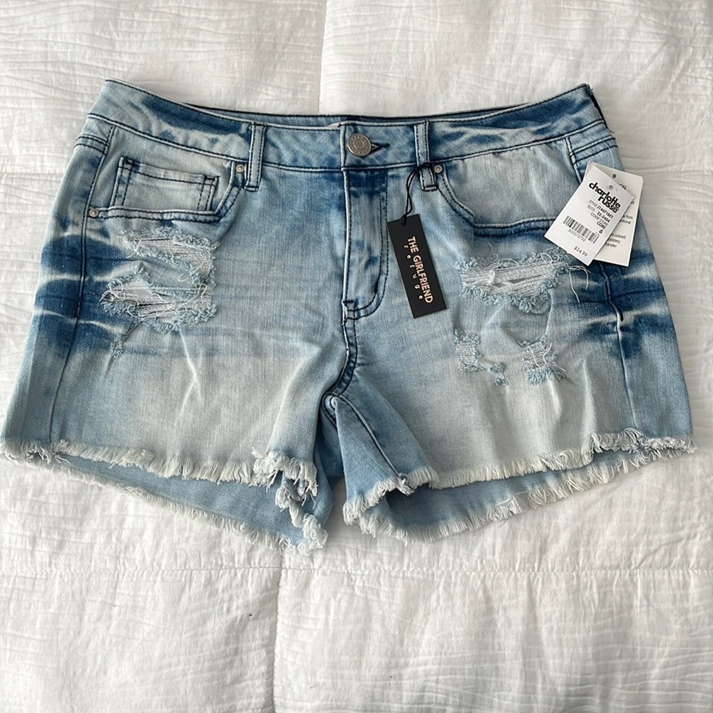 *Brand new* distressed jean shorts